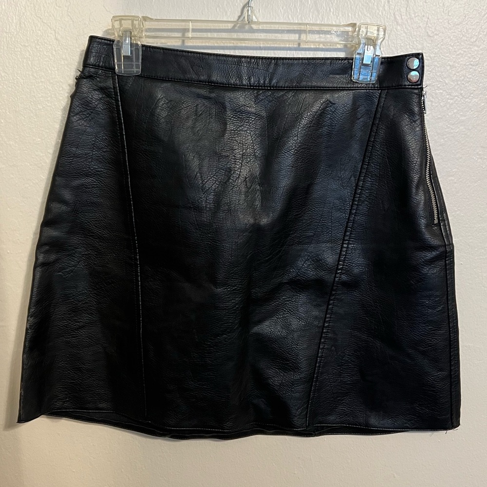Zara Black Faux Leather Skirt